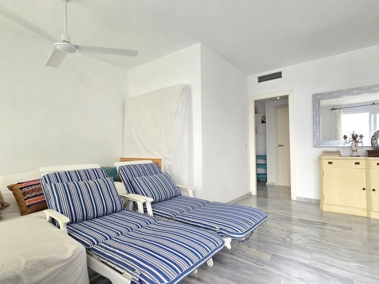 Apartment for Sale in Nueva Andalucía, Malaga 18
