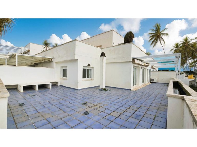 Apartment for Sale in Nueva Andalucía, Malaga 5