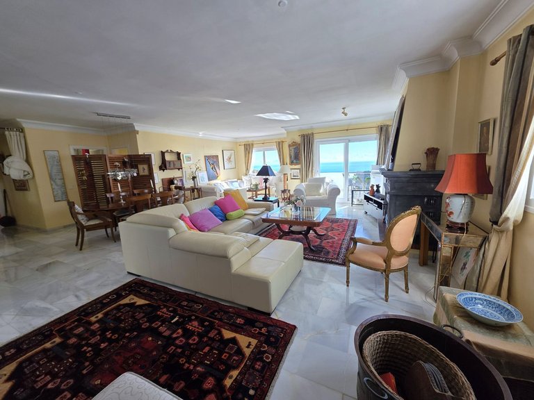 Apartment for Sale in La Mairena, Malaga 2