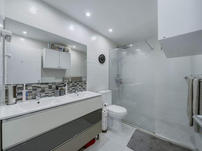Town House for Sale in Costa del Sol, Benalmadena Costa, Malaga 20