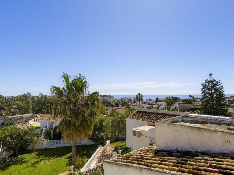 Town House for Sale in Costa del Sol, Benalmadena Costa, Malaga 26