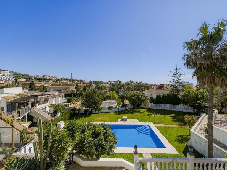 Town House for Sale in Costa del Sol, Benalmadena Costa, Malaga 3