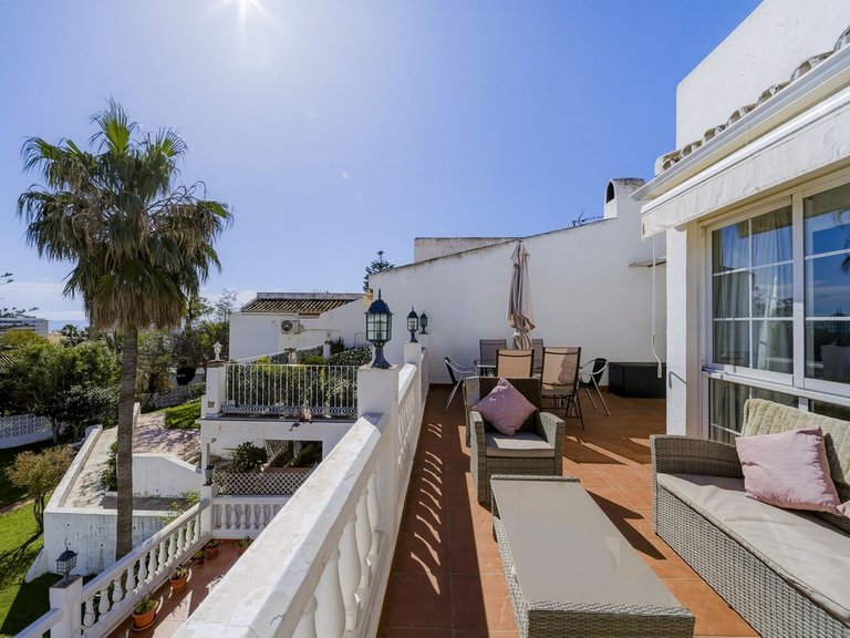 Town House for Sale in Costa del Sol, Benalmadena Costa, Malaga 6