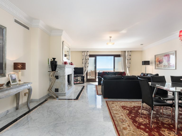 Apartment for Sale in The Golden Mile, Malaga 13