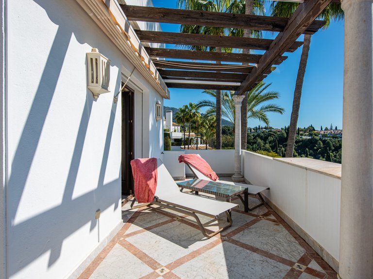 Apartment for Sale in The Golden Mile, Malaga 22