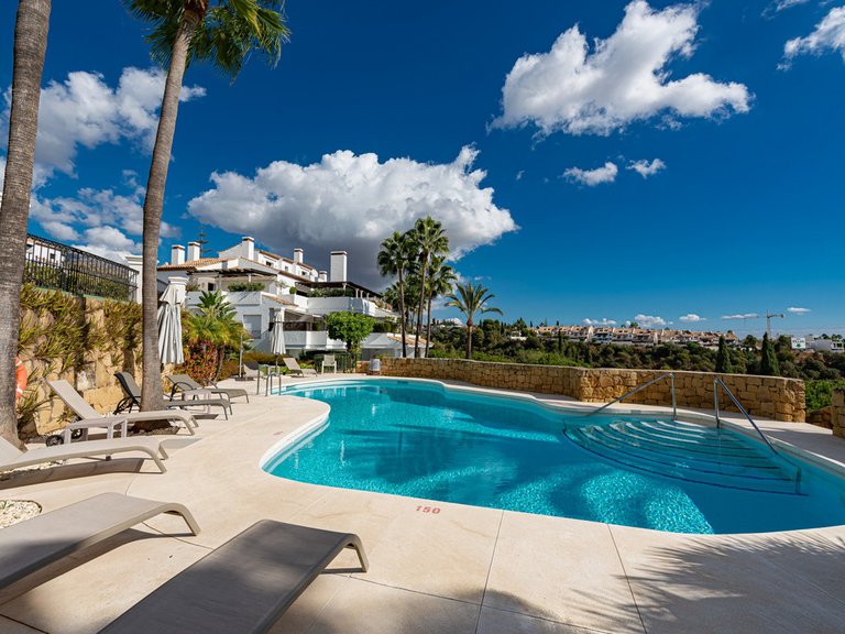 Apartment for Sale in The Golden Mile, Malaga 36