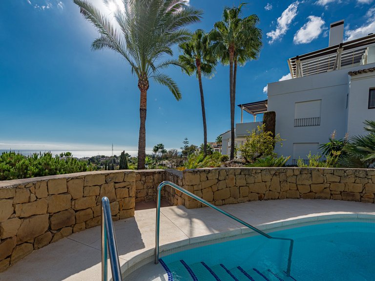 Apartment for Sale in The Golden Mile, Malaga 38