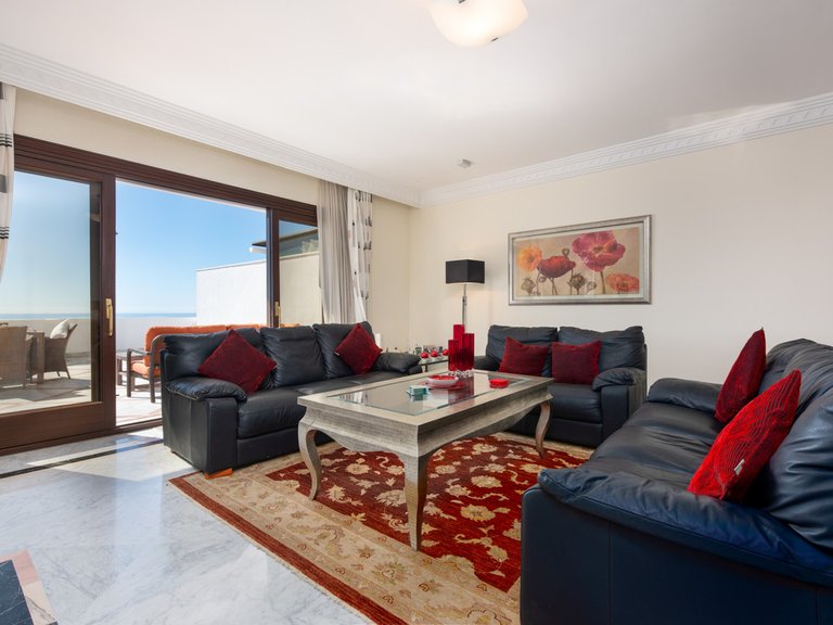 Apartment for Sale in The Golden Mile, Malaga 4