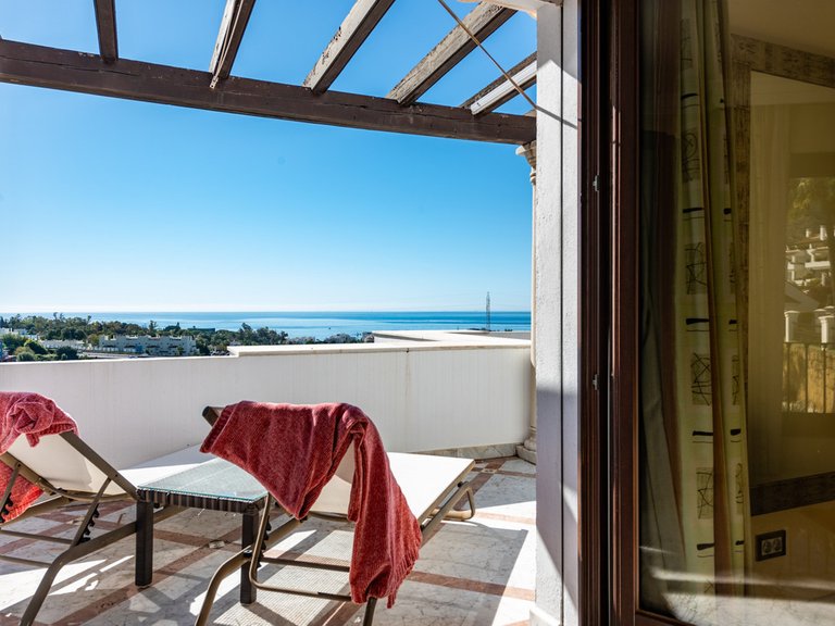 Apartment for Sale in The Golden Mile, Malaga 8