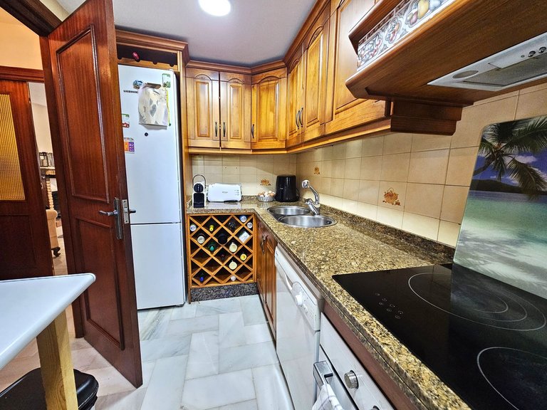 Town House for Sale in Benahavís, Malaga 9