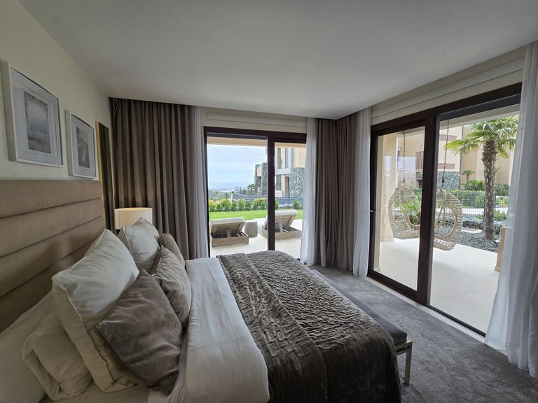 Apartment for Sale in Benahavís, Malaga 18