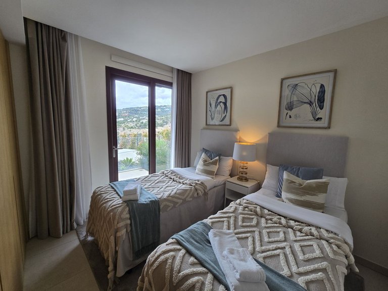 Apartment for Sale in Benahavís, Malaga 25