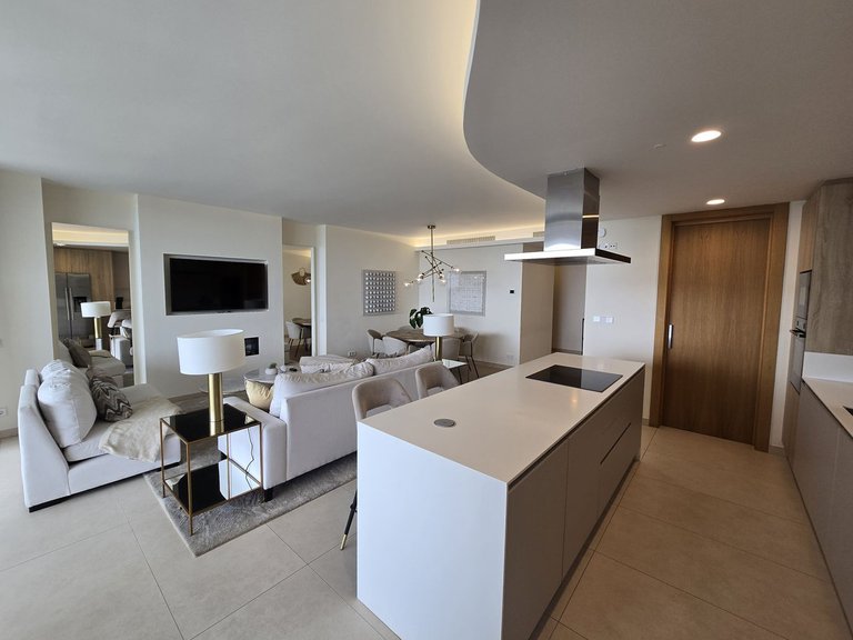 Apartment for Sale in Benahavís, Malaga 8