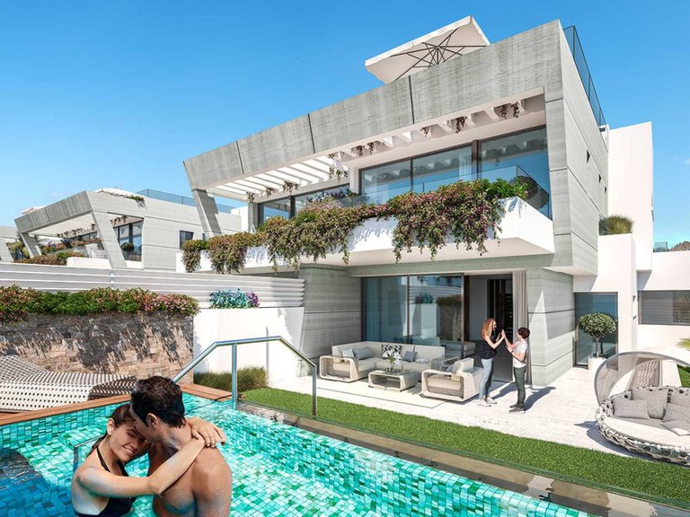 Villa for Sale in Puerto Banús, Malaga 1