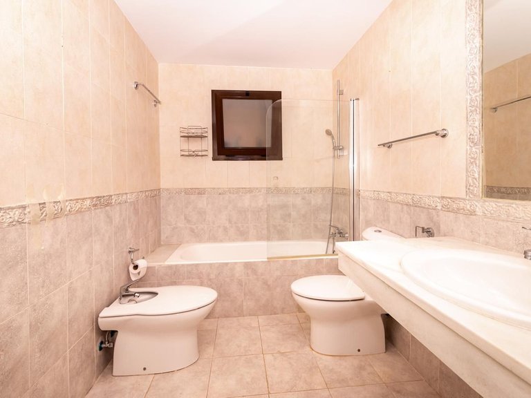 Apartment for Sale in Estepona, Malaga 11