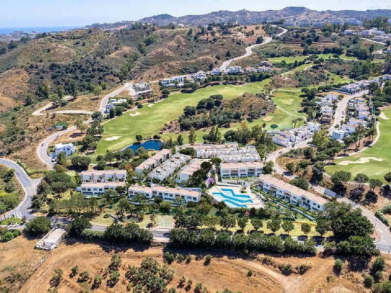 Town House for Sale in La Cala Golf, Malaga 11