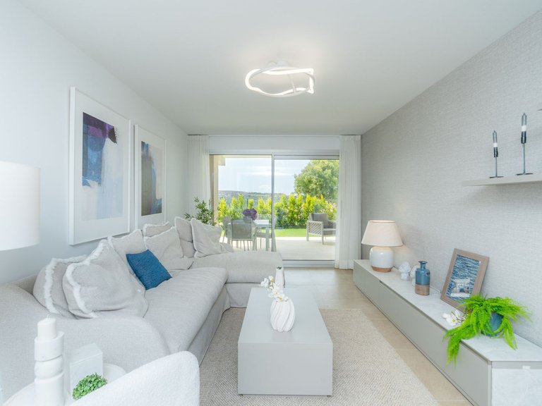 Apartment for Sale in Costa del Sol Estepona, Malaga 2