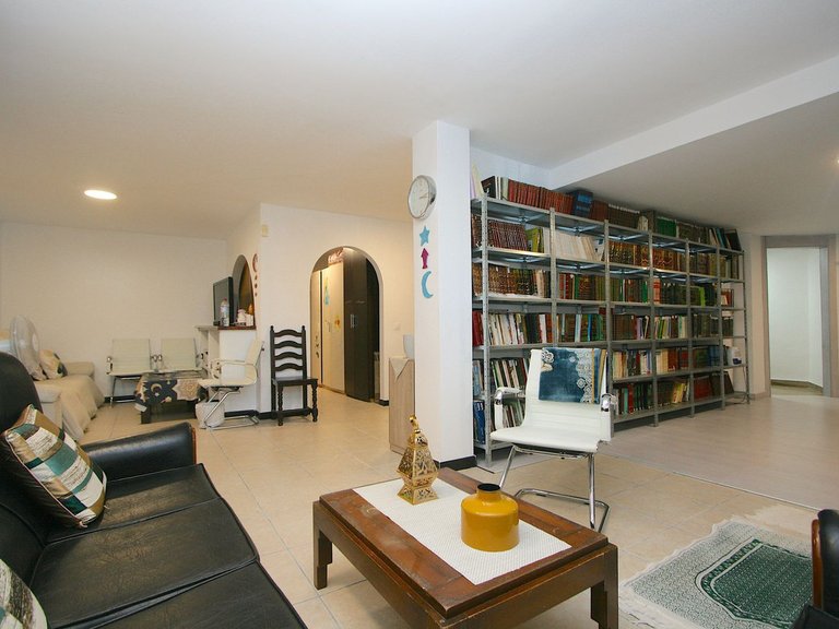 Villa for Sale in Inland Sierrezuela, Malaga 40