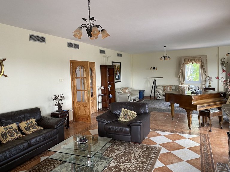 Villa for Sale in Inland Valtocado, Malaga 7