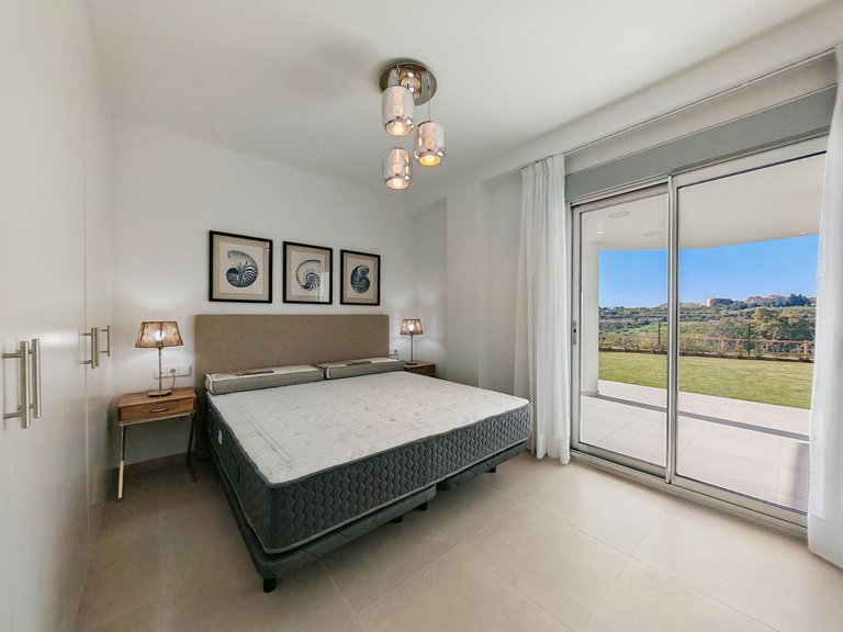 Apartment for Sale in Cancelada, Malaga 10