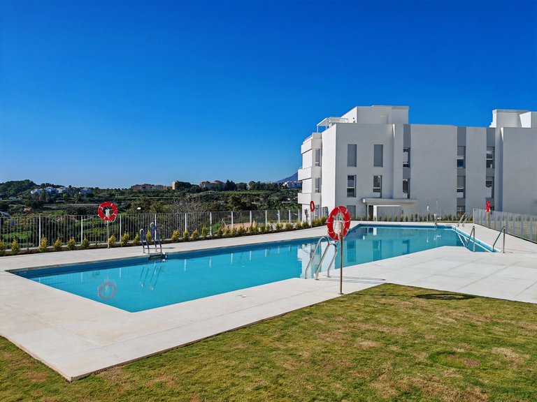 Apartment for Sale in Cancelada, Malaga 18