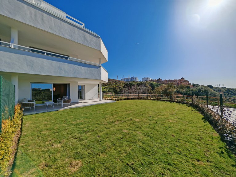 Apartment for Sale in Cancelada, Malaga 4