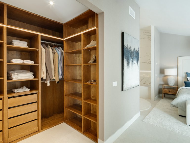 Apartment for Sale in Costa del Sol The Golden Mile, Malaga 14