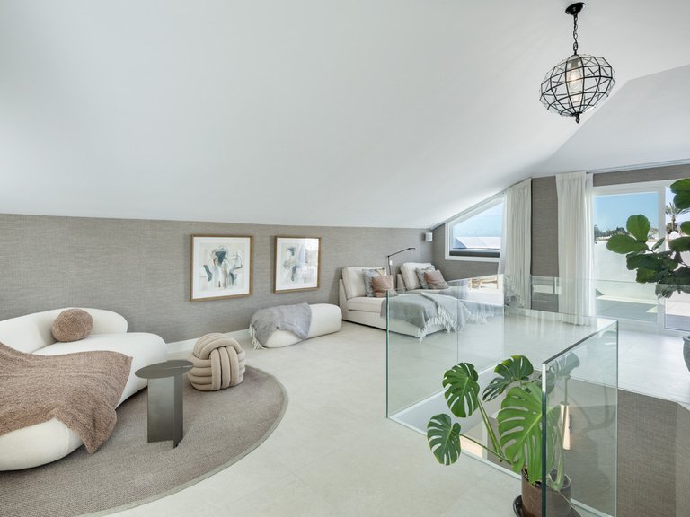 Apartment for Sale in Costa del Sol The Golden Mile, Malaga 21