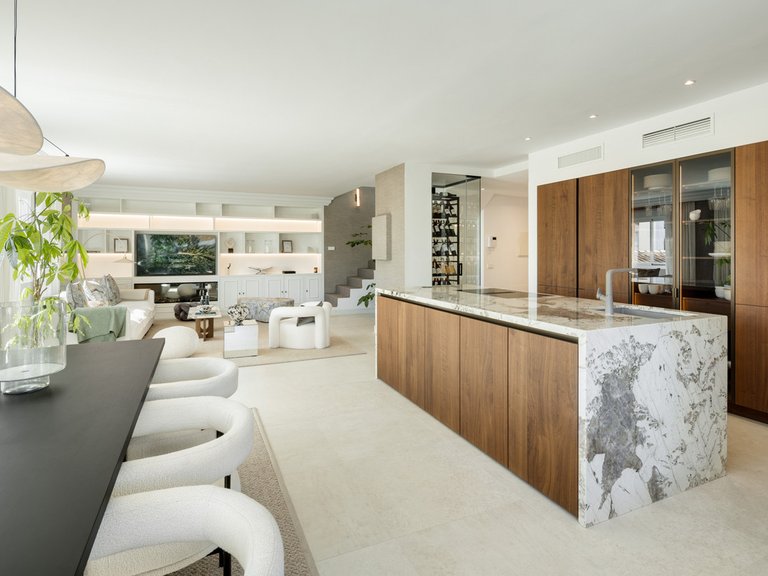 Apartment for Sale in Costa del Sol The Golden Mile, Malaga 4