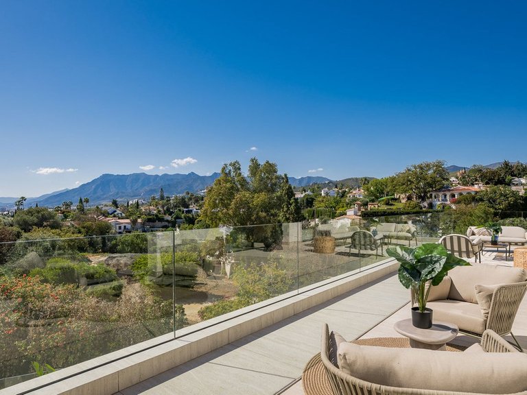 Villa for Sale in Marbella, Malaga 2