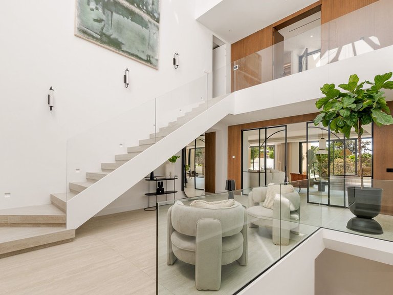 Villa for Sale in Marbella, Malaga 4