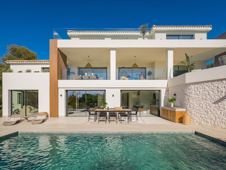 Villa for Sale in Marbella, Malaga 40