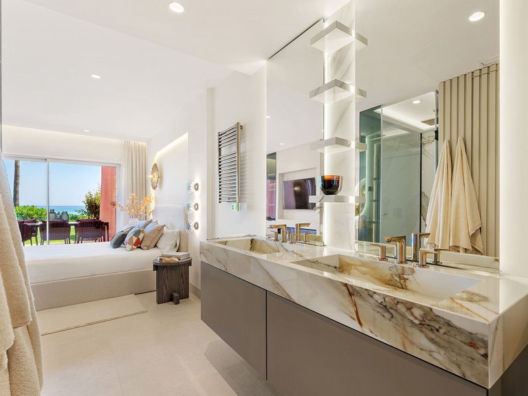 Apartment for  in Estepona, Malaga 17