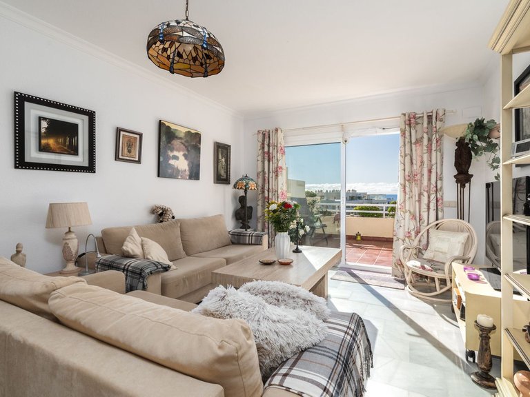 Penthouse for Sale in El Chaparral, Malaga 12