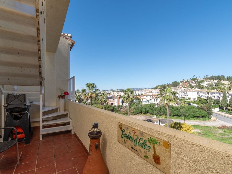 Penthouse for Sale in El Chaparral, Malaga 6