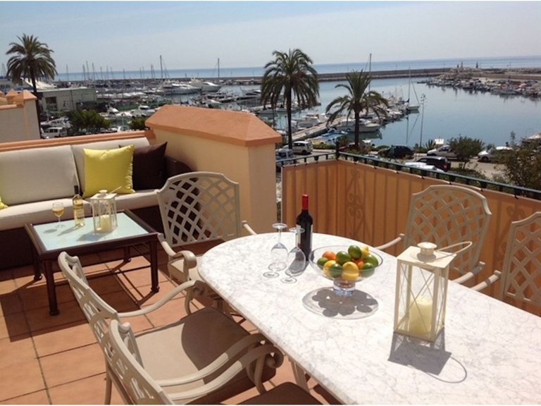 Villa for  in Estepona, Malaga 2