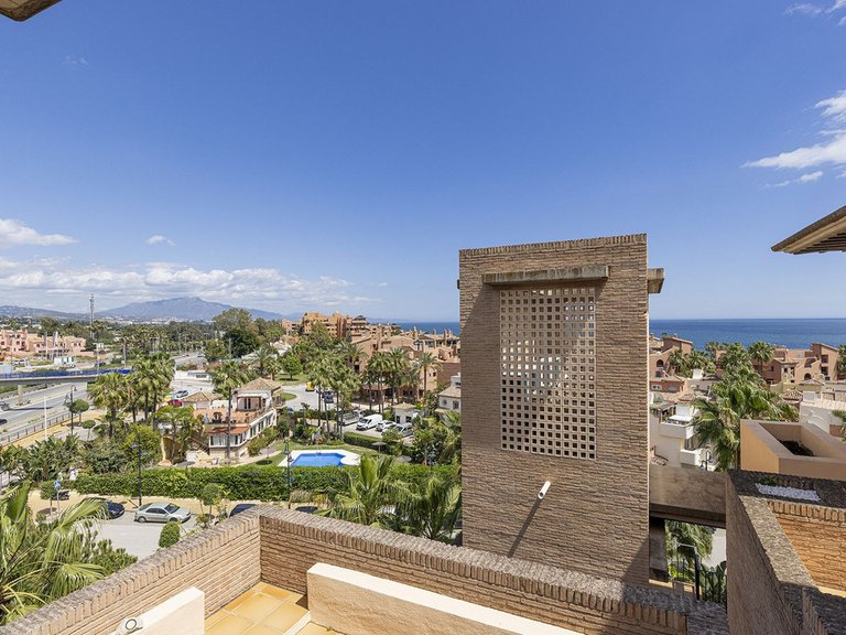 Apartment for Sale in Estepona, Malaga 15