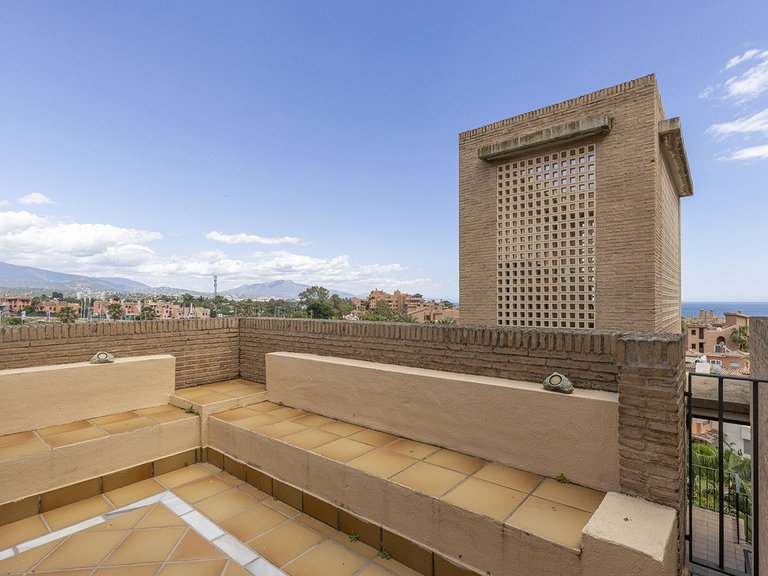Apartment for Sale in Estepona, Malaga 8