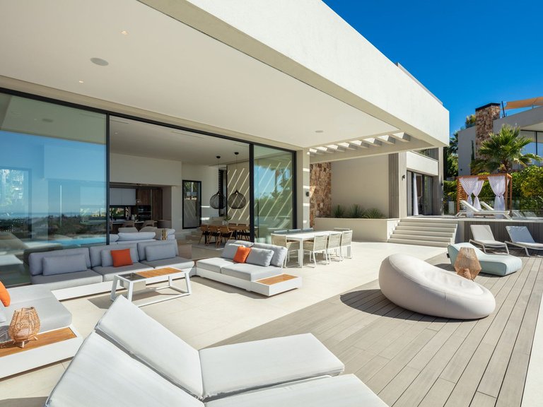 Villa for  in Nueva Andalucía, Malaga 3