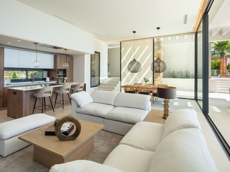 Villa for  in Nueva Andalucía, Malaga 7