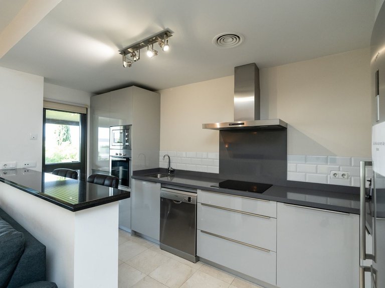 Apartment for Sale in Inland Los Flamingos Golf, Malaga 11