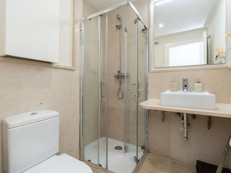 Apartment for Sale in Inland Los Flamingos Golf, Malaga 15