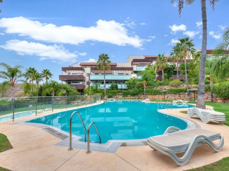 Apartment for Sale in Inland Los Flamingos Golf, Malaga 26