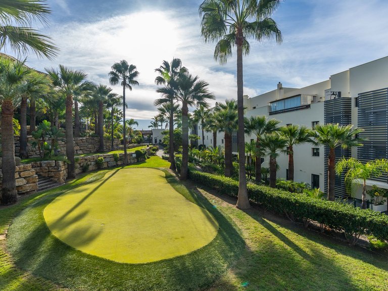 Apartment for Sale in Inland Los Flamingos Golf, Malaga 29