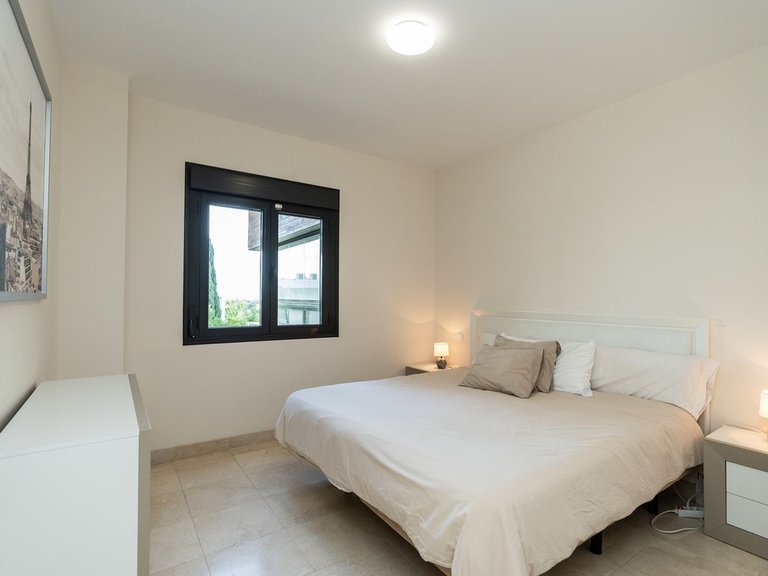 Apartment for Sale in Inland Los Flamingos Golf, Malaga 3
