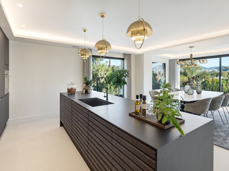 Villa for Sale in Marbella, Malaga 22