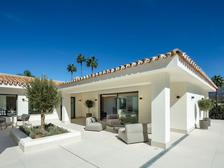 Villa for Sale in Marbella, Malaga 39