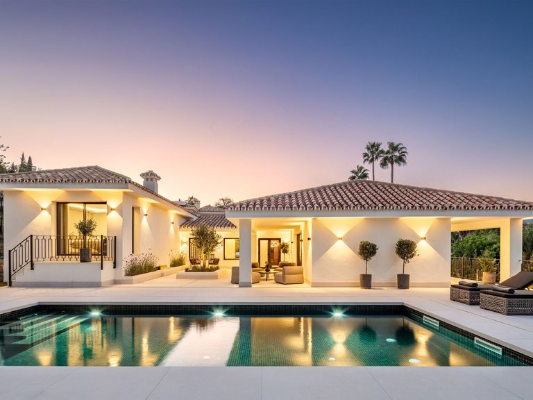 Villa for Sale in Marbella, Malaga 43