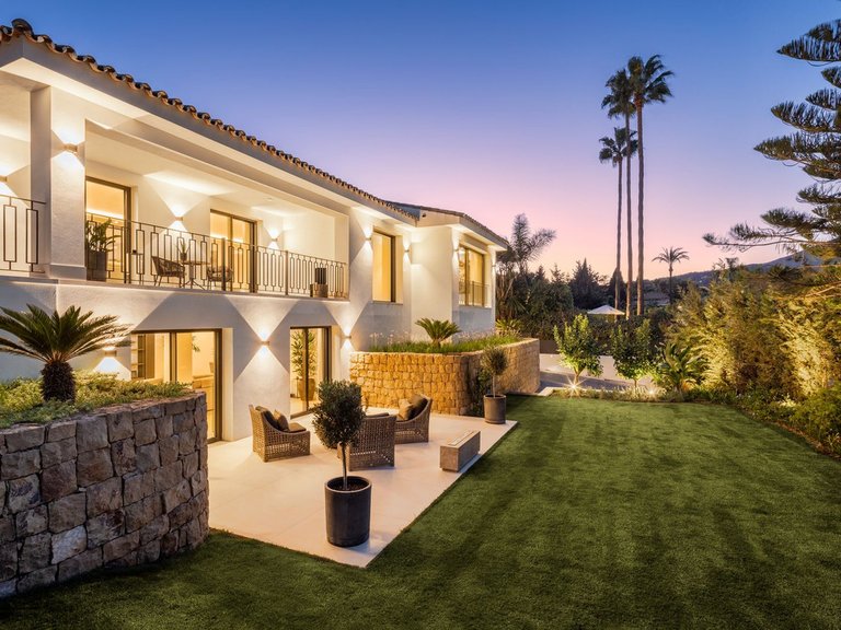 Villa for Sale in Marbella, Malaga 45