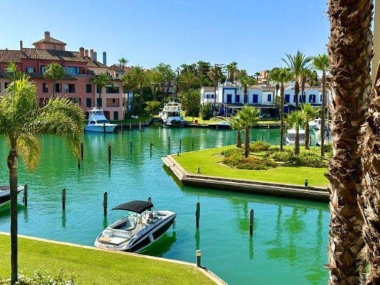 Plot for Sale in Sotogrande, Malaga 13